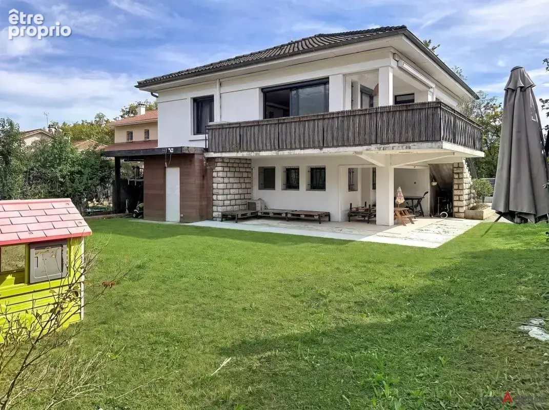 Maison à VARCES-ALLIERES-ET-RISSET