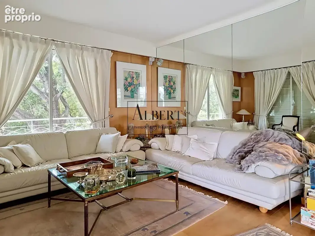 Cannes – basse californie  élégant 3 pièces de 86 m² avec terrasse, vue mer, garage, cave & chambre de service - photo 5