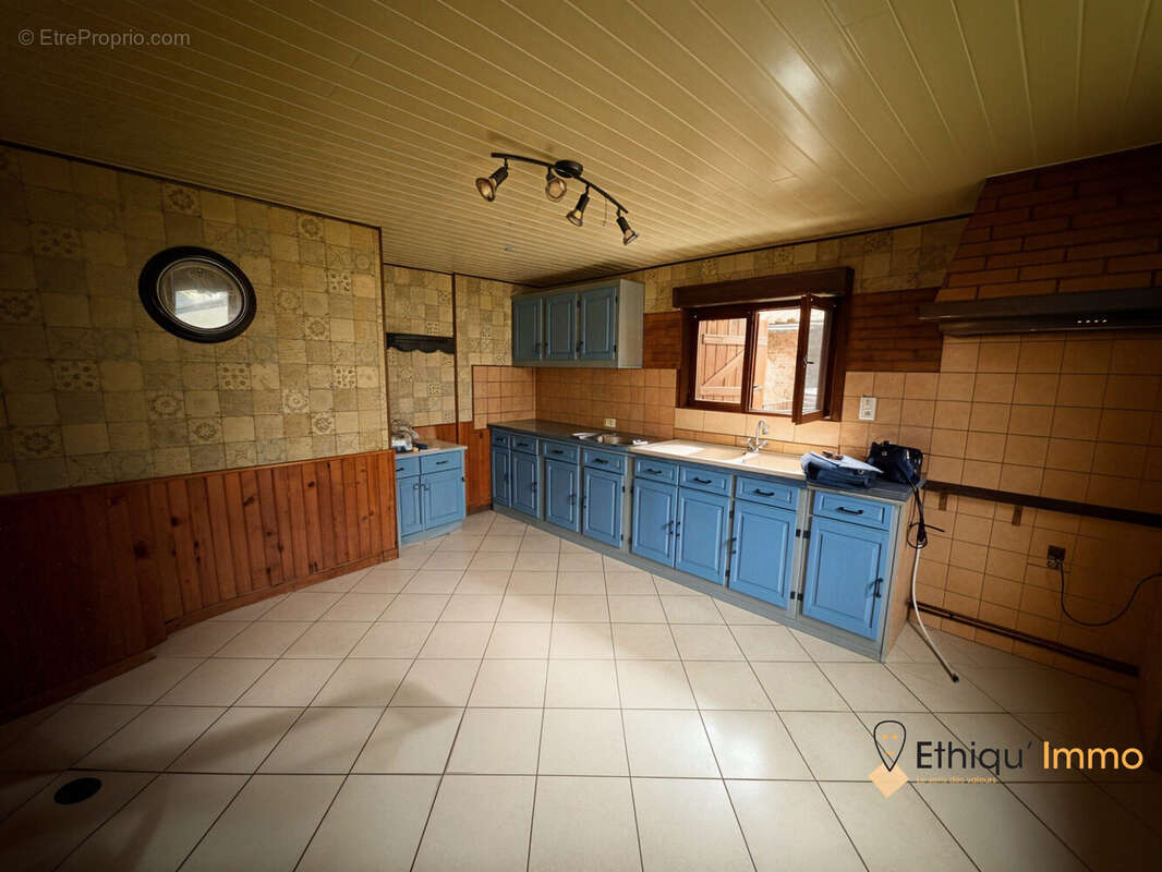 Maison 114 m² à Soulaines-Dhuys  - photo 2
