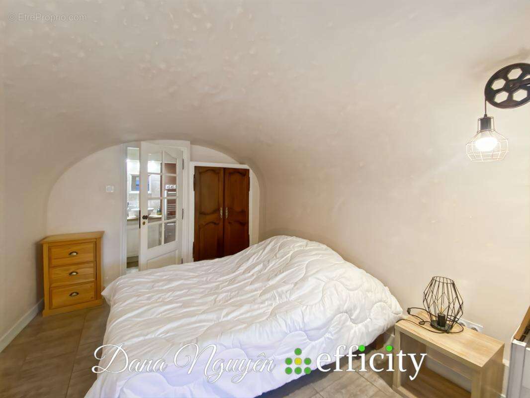 Maison à SAINT-PRIVAT-DES-VIEUX