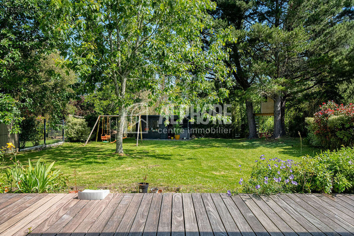 Maison RT2012 en classe A ,de 4 chambres - Garage  sur 1105m² de terrain - photo 8