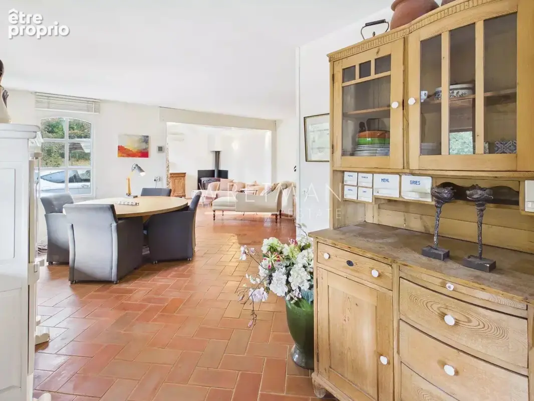 Belle villa de plain-pied avec piscine - Salernes - photo 9
