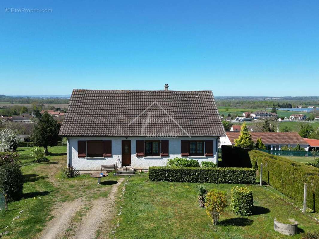 Maison à SAINT-LOUP