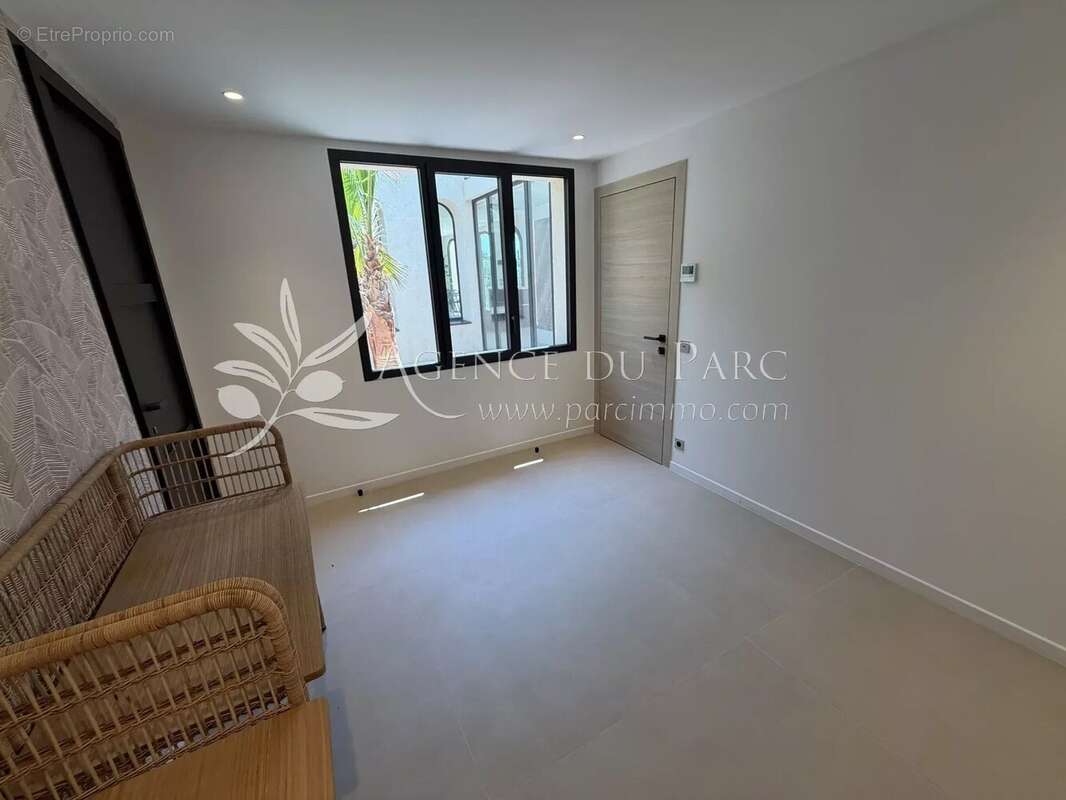 Villa de charme 216 m2+ 199 m2 de possibilité d’agrandissement - photo 32