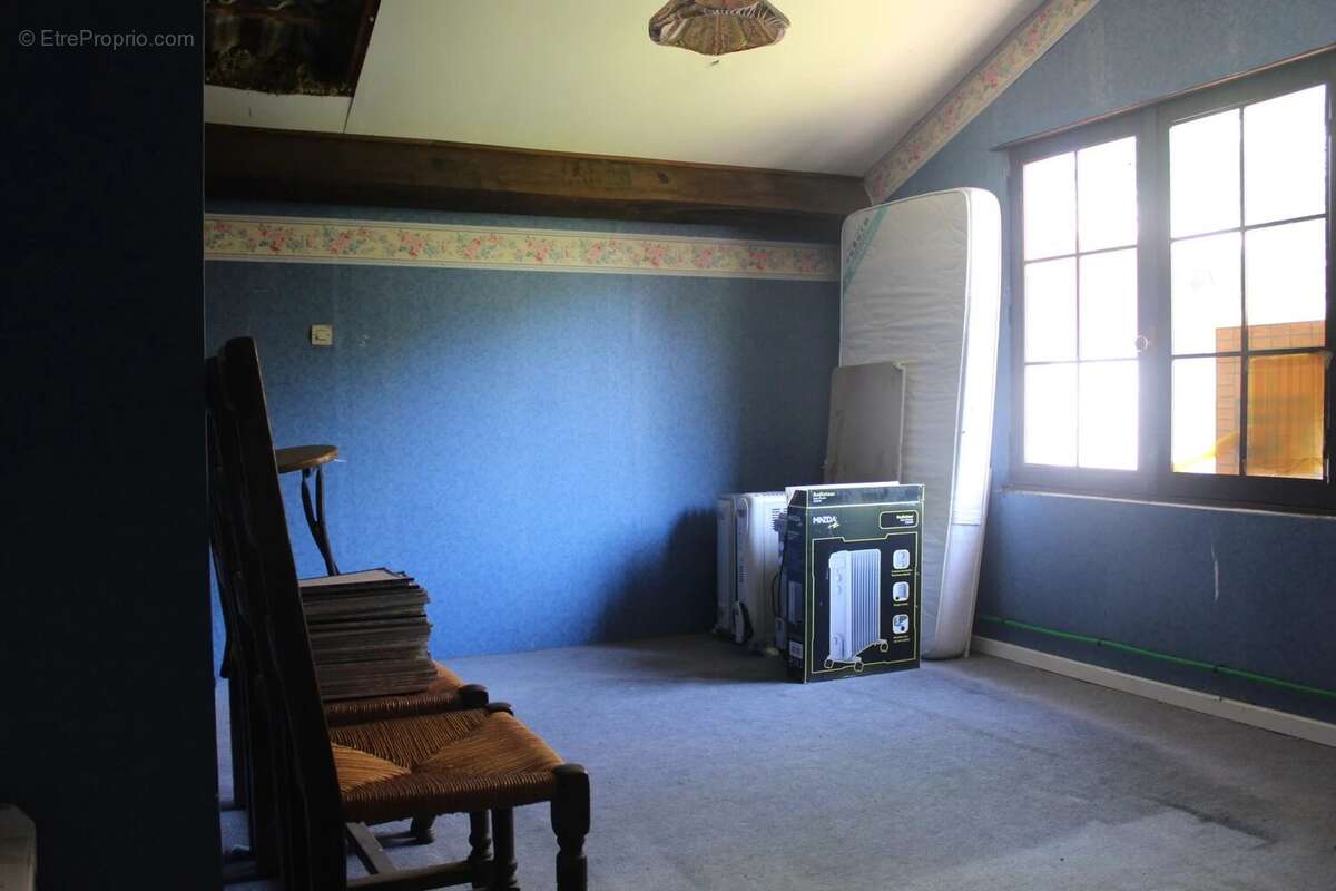 Maison à MONTREJEAU