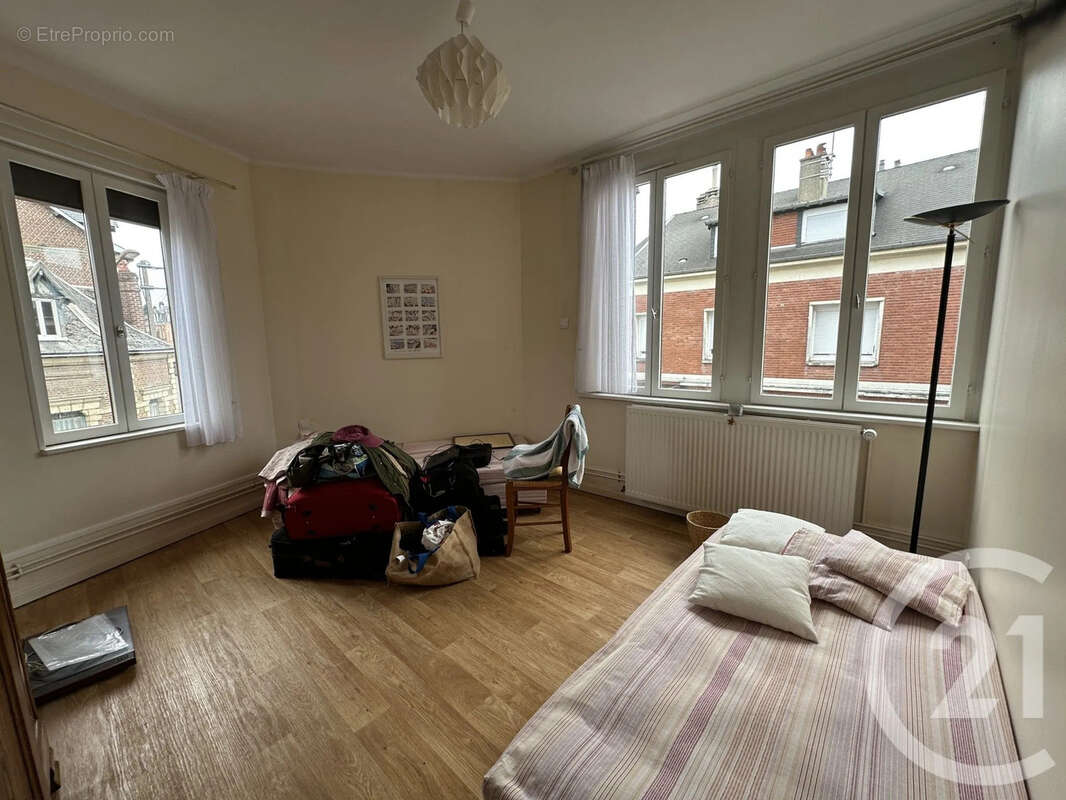Appartement à SAINT-QUENTIN