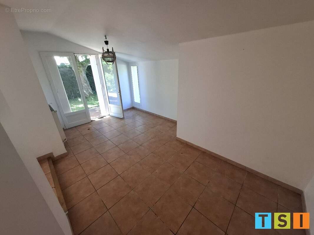 Prox SAINT GAUDENS, au coeur d'un village, maison traditionnelle avec psicine. - photo 11