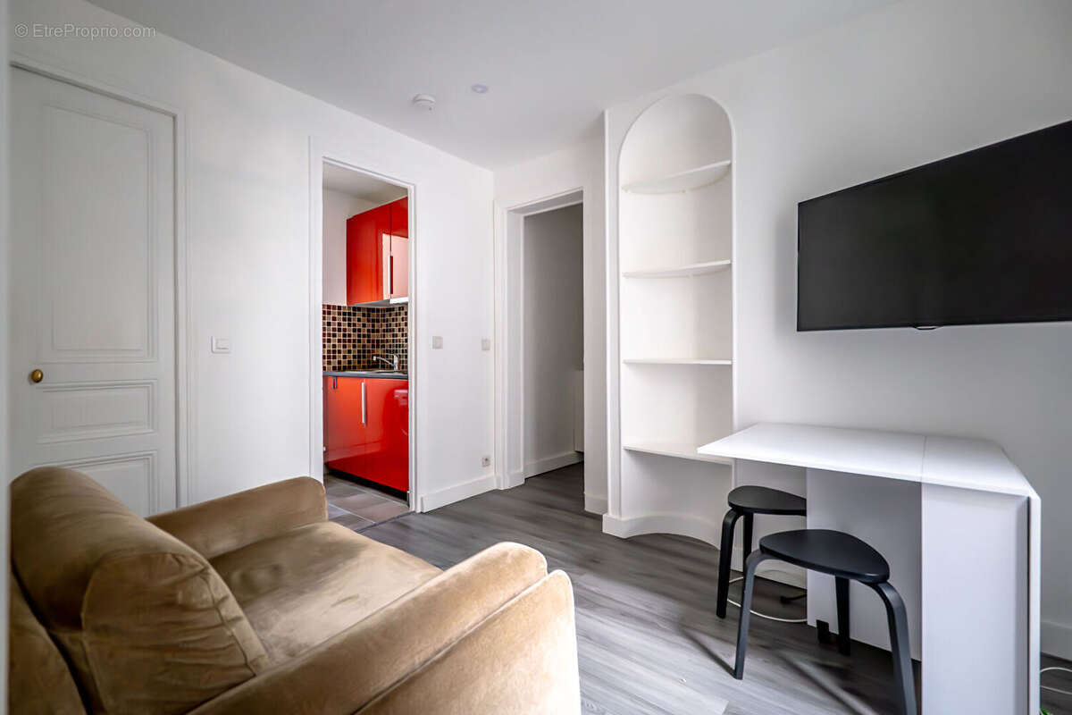 Appartement à PARIS-17E