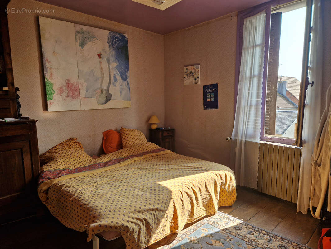 Maison à LUBERSAC