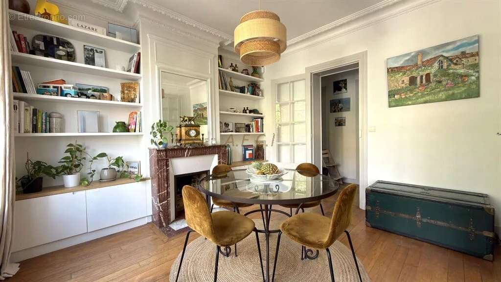 Appartement à ASNIERES-SUR-SEINE