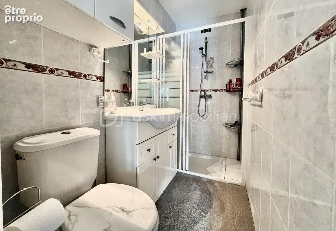 Jolie Maison avec Piscine refaite entièrement à neuf - photo 15
