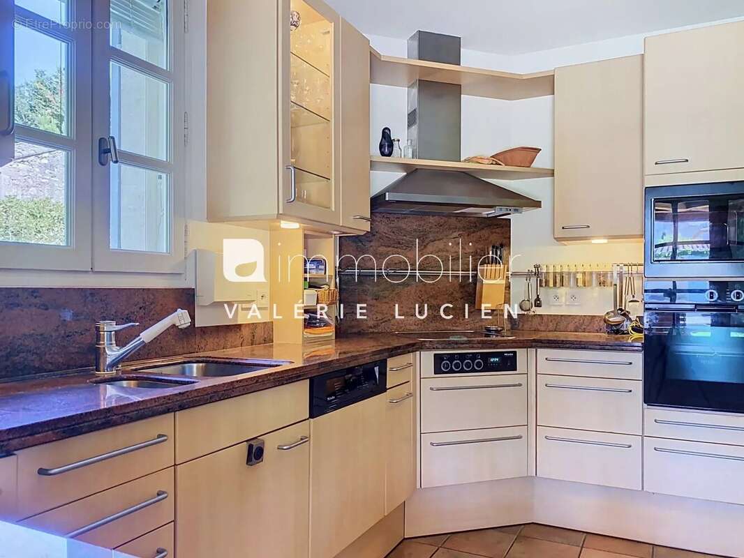 Maison à vendre à Saint-Rémy-de-Provence – Quartier recherché - photo 8