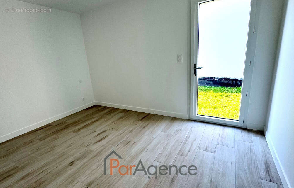 Maison à LES MATHES