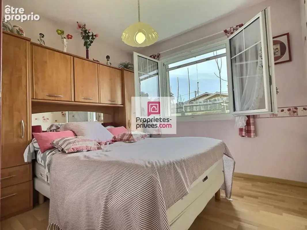 Dept 33 - La Teste De Buch- Maison 5 pièce(s) 79 m2 avec terrasse, son jardin de 745m² et un garage indépendant, une véranda de  - photo 5
