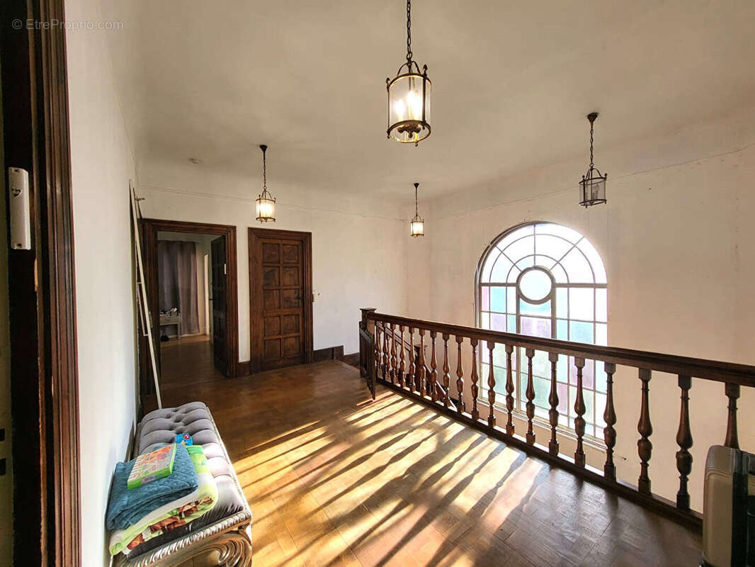 Demeure de prestige A Saint Maurice Maison de 280m² + jardin de 558m² - photo 6