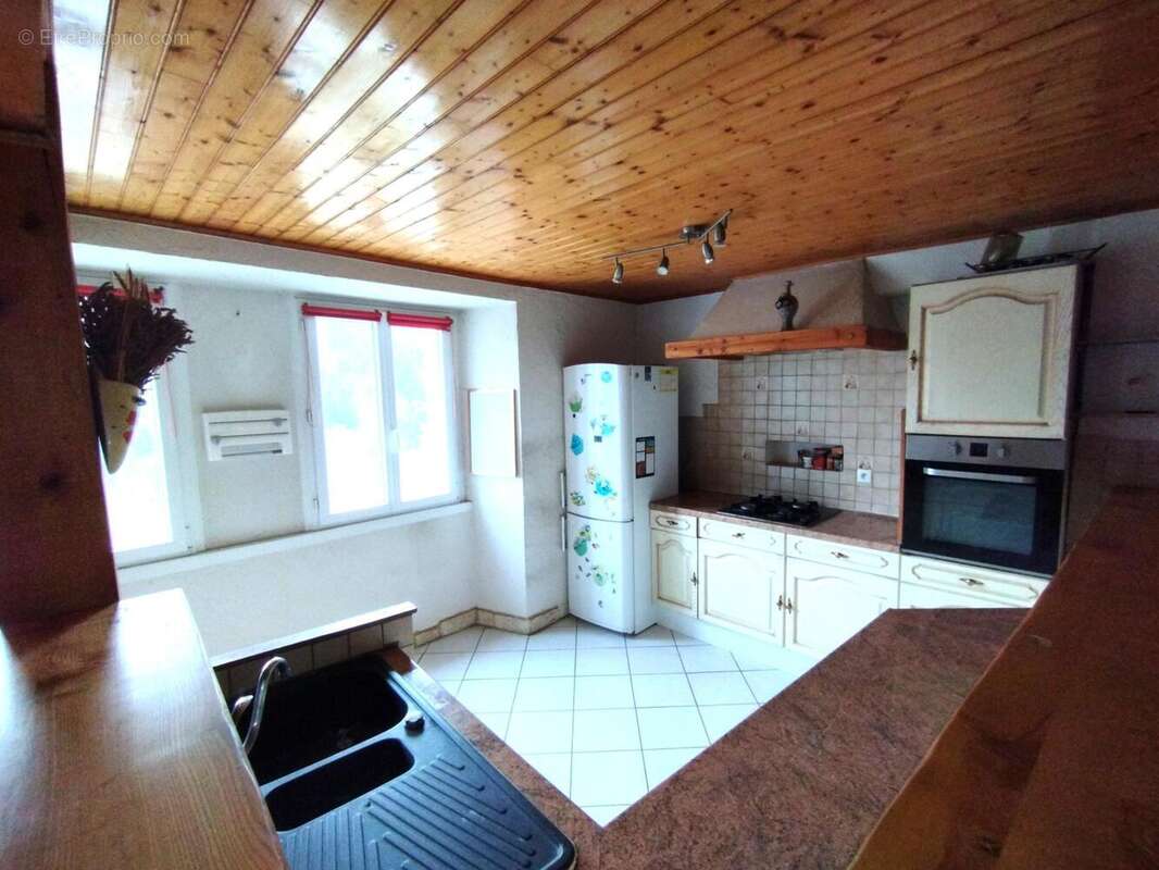 Photo 5 - Maison à SAINT-MARTIN-DE-VALAMAS