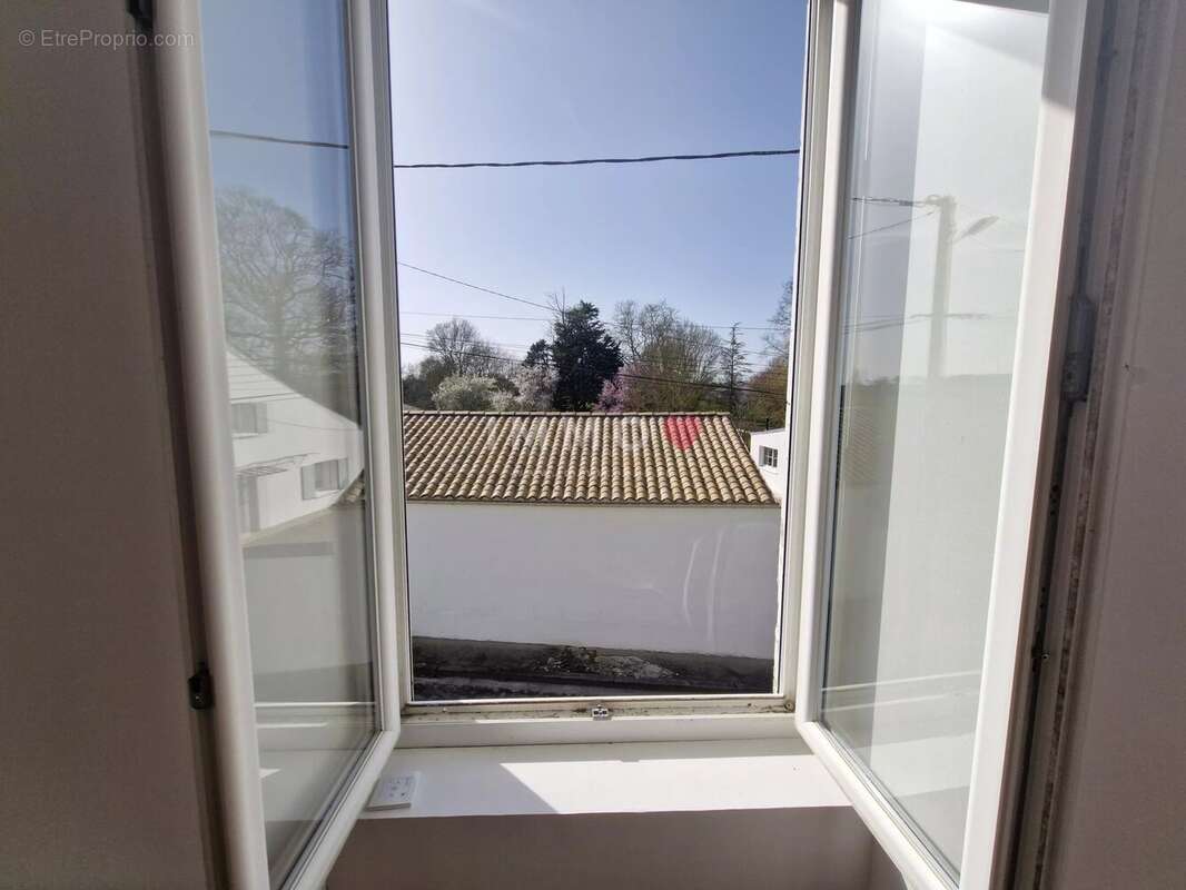 Maison à SAINT-MEDARD-D'AUNIS