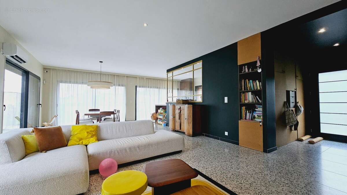 Maison à SAINT-DOULCHARD