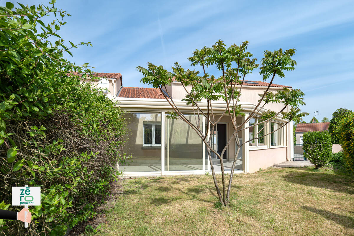 Maison à MONTAIGU
