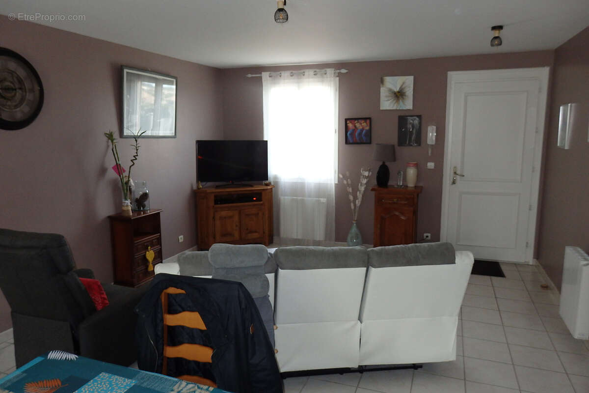 Maison à CASTELNAU-SUR-GUPIE