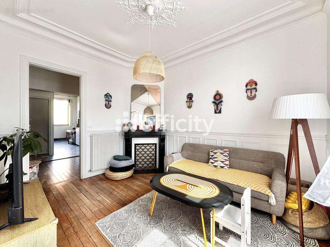 Appartement à ASNIERES-SUR-SEINE