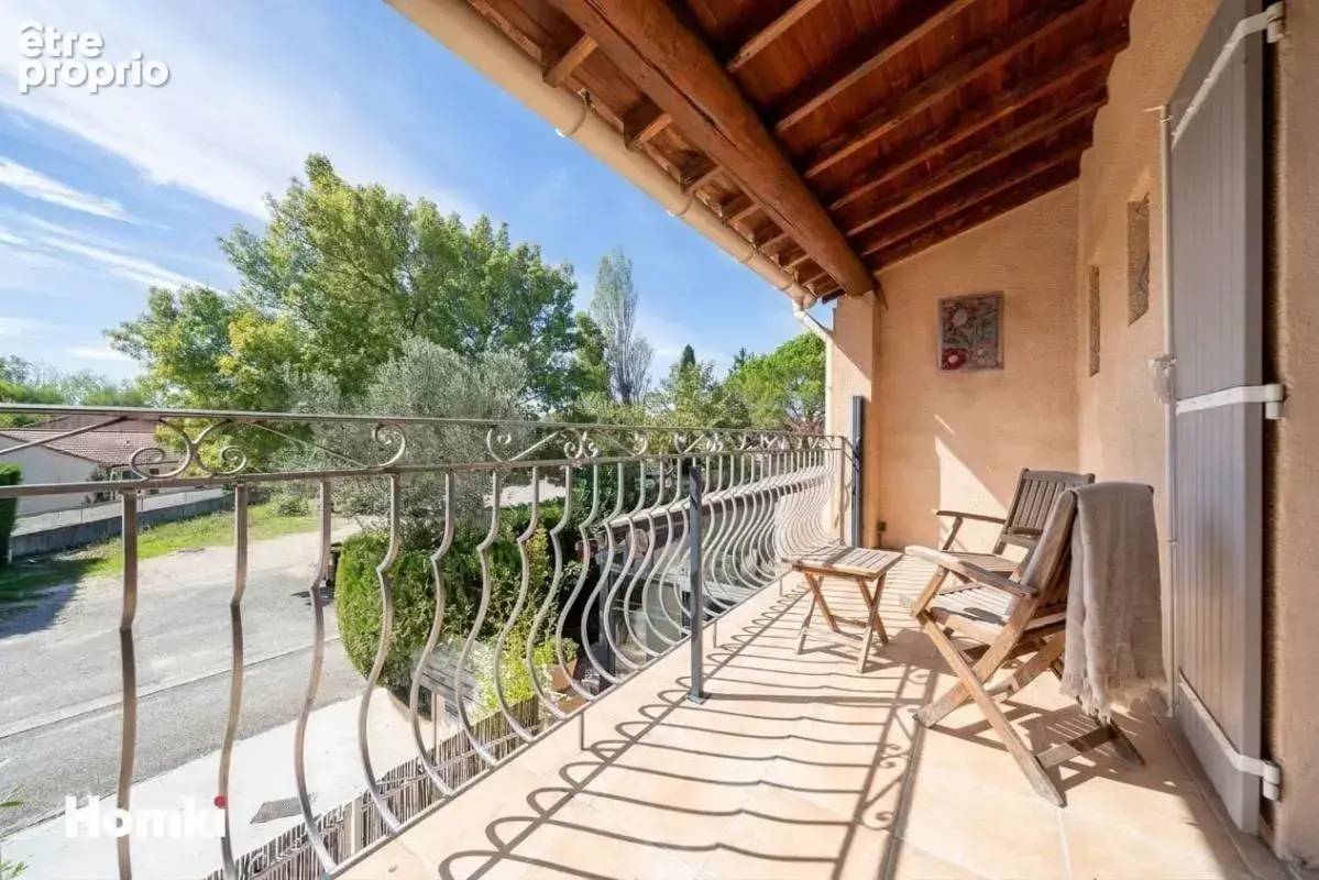 DPE C Villa 7 pièces de 155m² avec piscine sur Sarrians - photo 13
