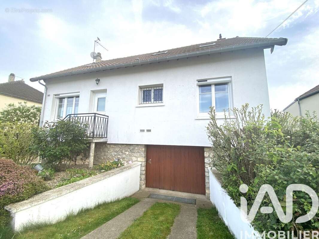 Photo 3 - Maison à LURAY