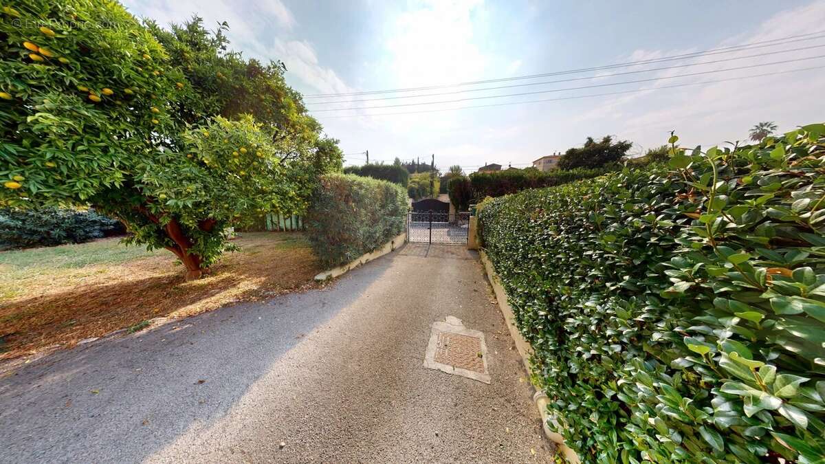 Maison à CAGNES-SUR-MER