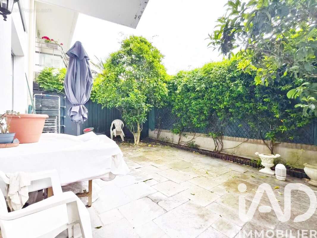 Photo 4 - Appartement à COURBEVOIE