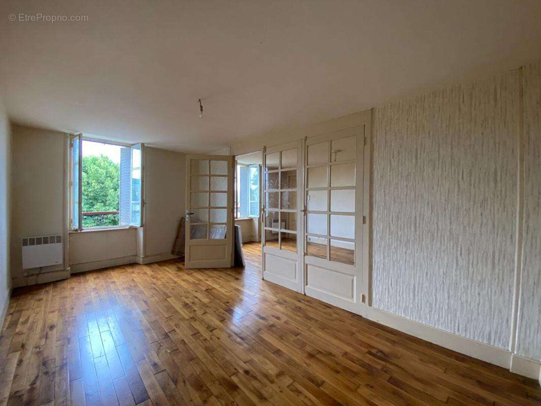 Maison à GIAT