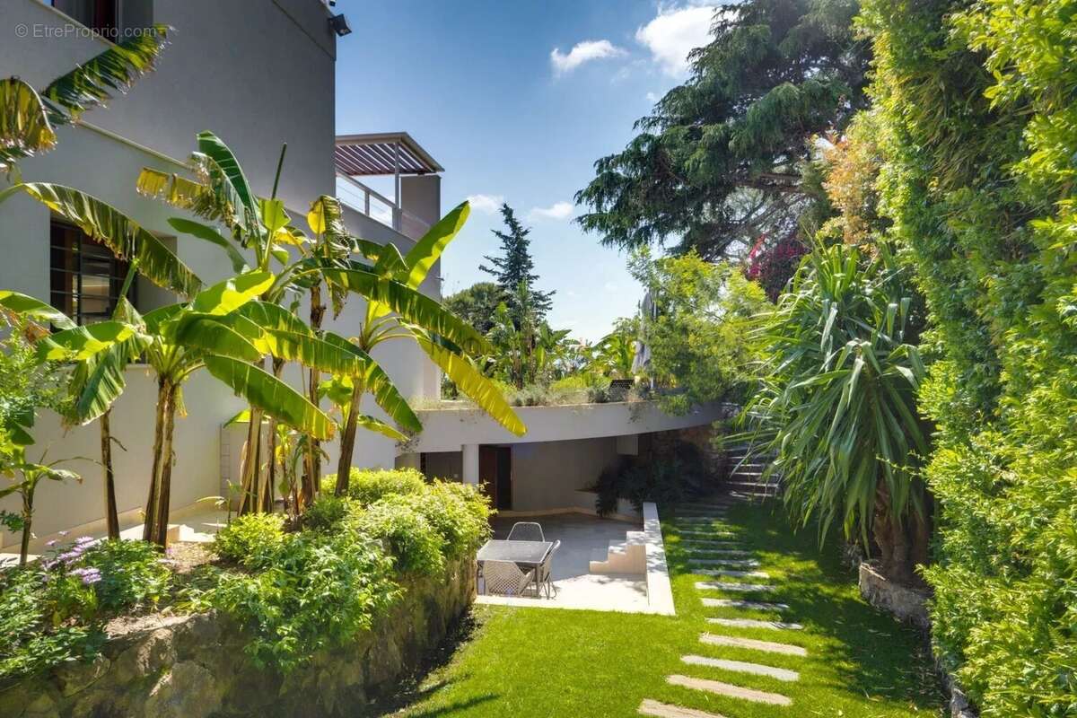 Villa contemporaine vue mer à vendre à Saint Jean Cap Ferrat - photo 8