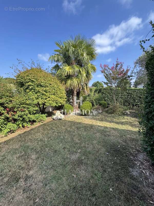 Harmon à vendre :  Élégante maison de plain-pied avec piscine à Pau - photo 19