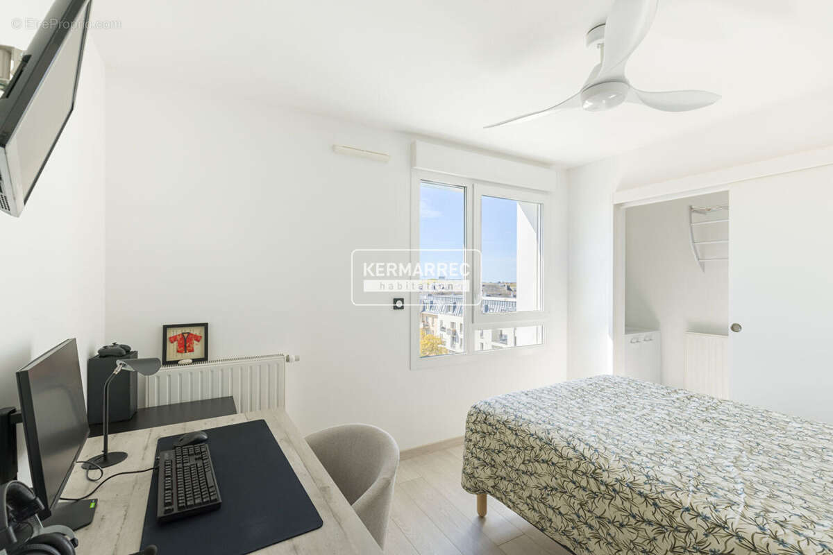 Appartement Type 4 de 84m² hab / 94m² utiles en dernier étage  - Terrasse & Garage double - photo 5