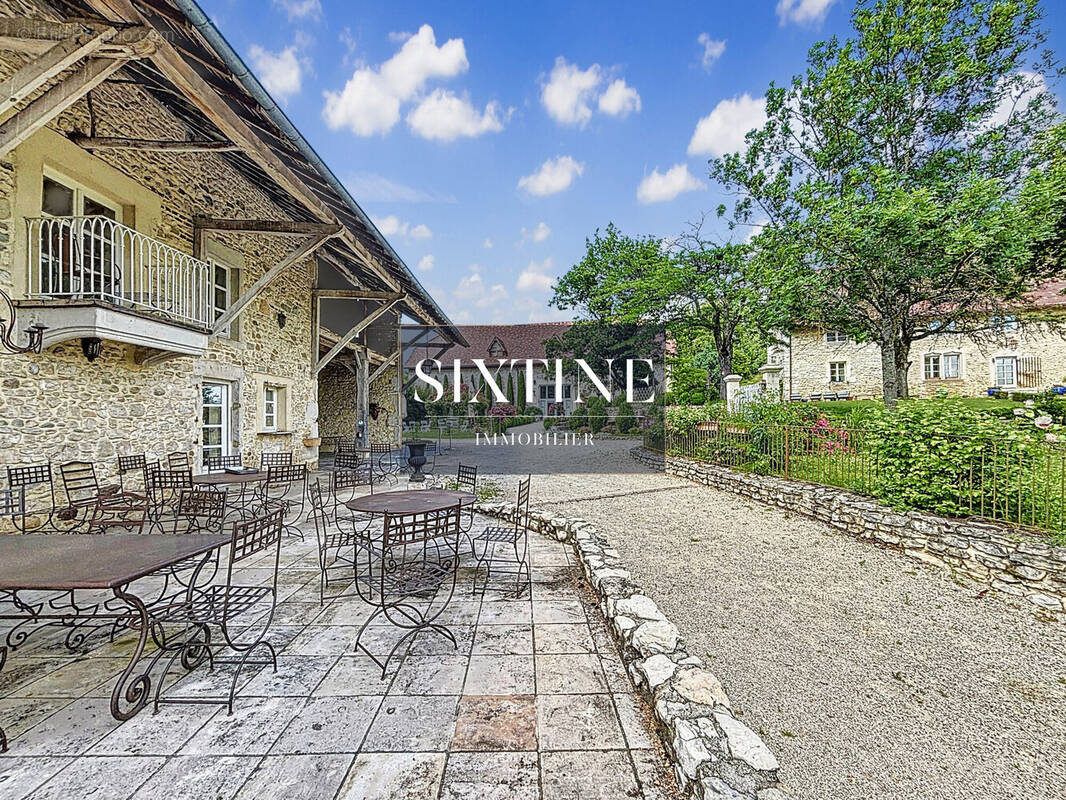 Maison à BOURGOIN-JALLIEU