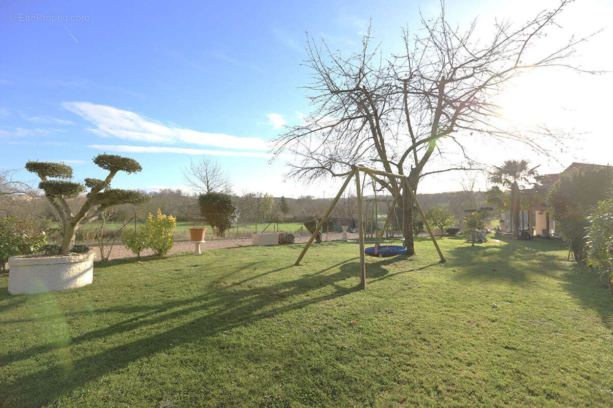 Maison à VILLIERS-SAINT-FREDERIC