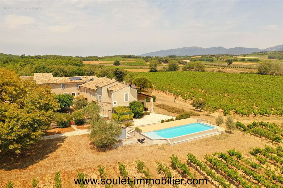  Propriété viticole en Provence - photo 2