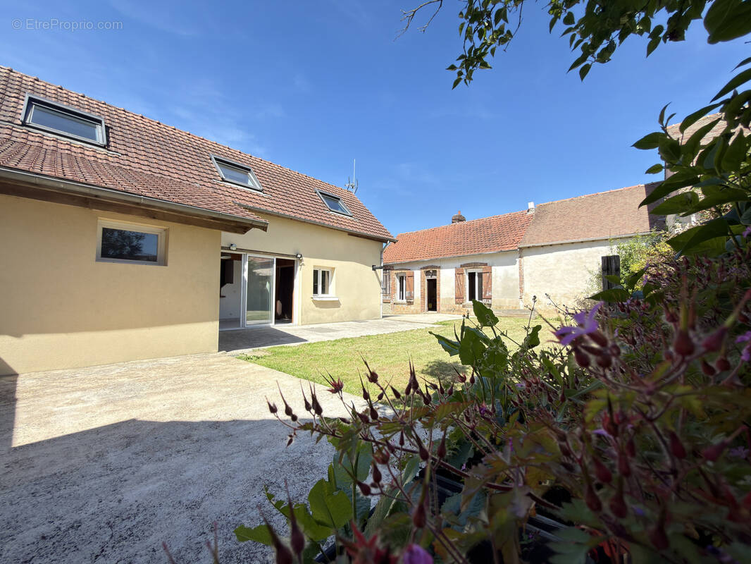 Maison à CHARTRES