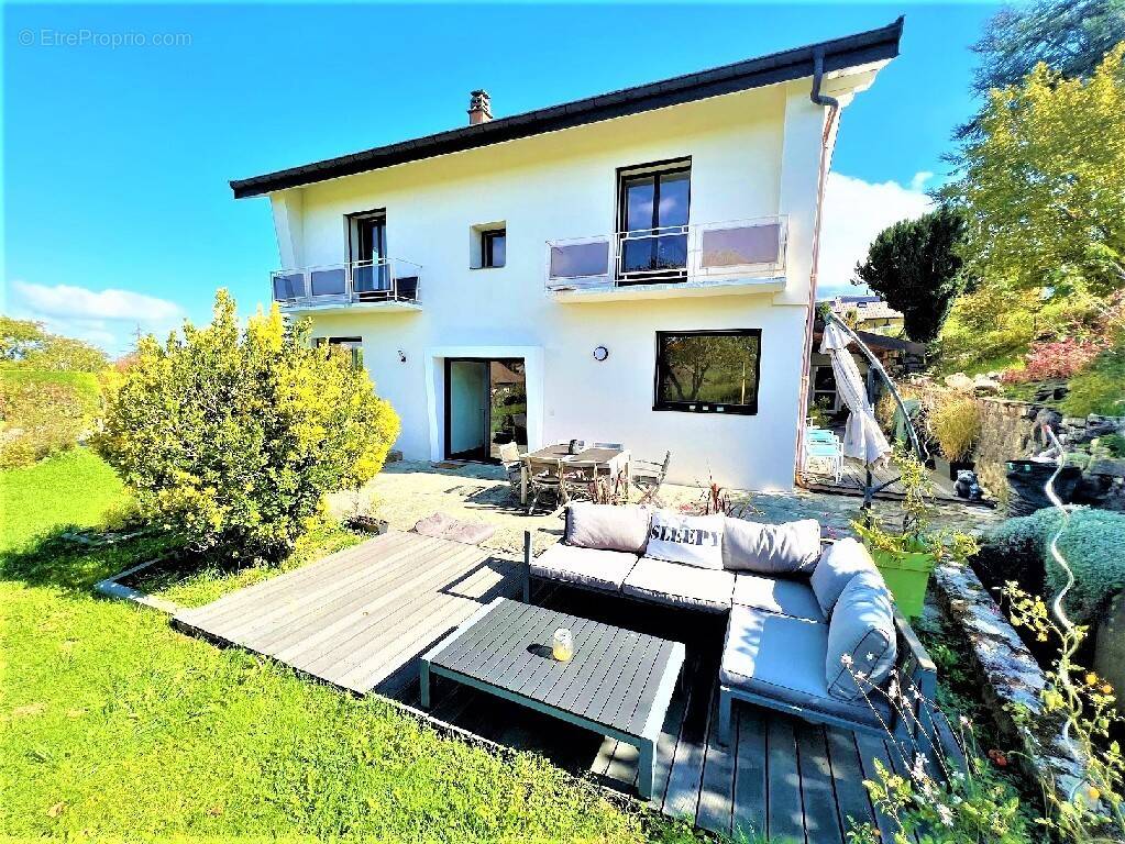 Maison à ALBY-SUR-CHERAN