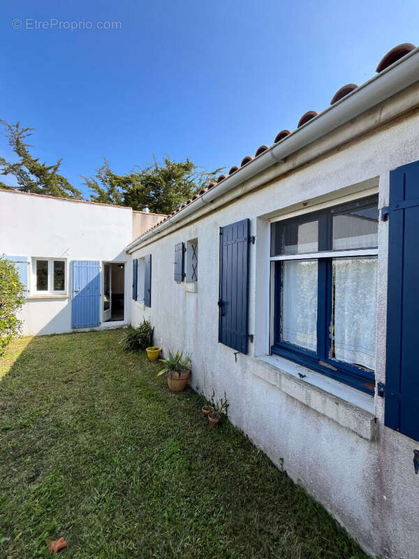 Maison à LA BREE-LES-BAINS
