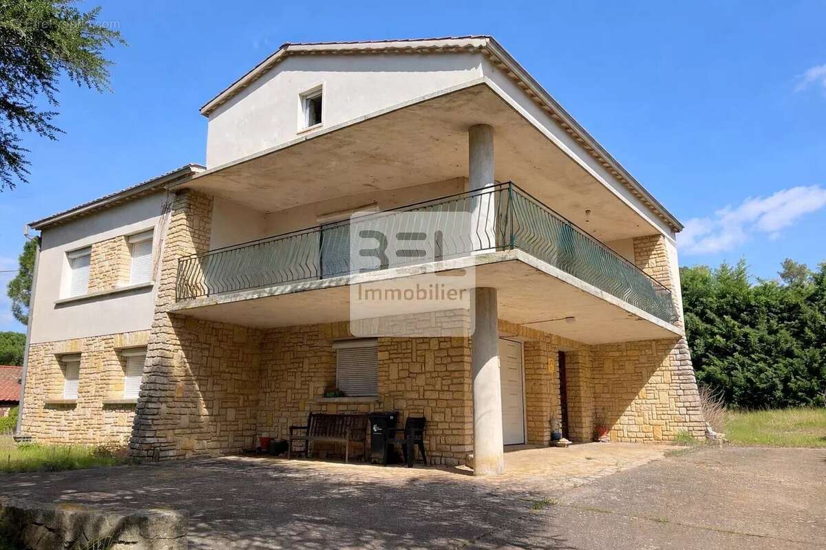 Maison à BAGNOLS-SUR-CEZE