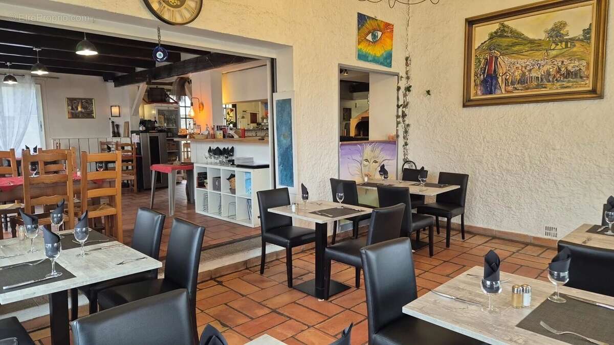 Commerce à PORT-DE-BOUC