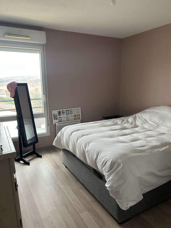 Appartement à L'ISLE-D'ABEAU