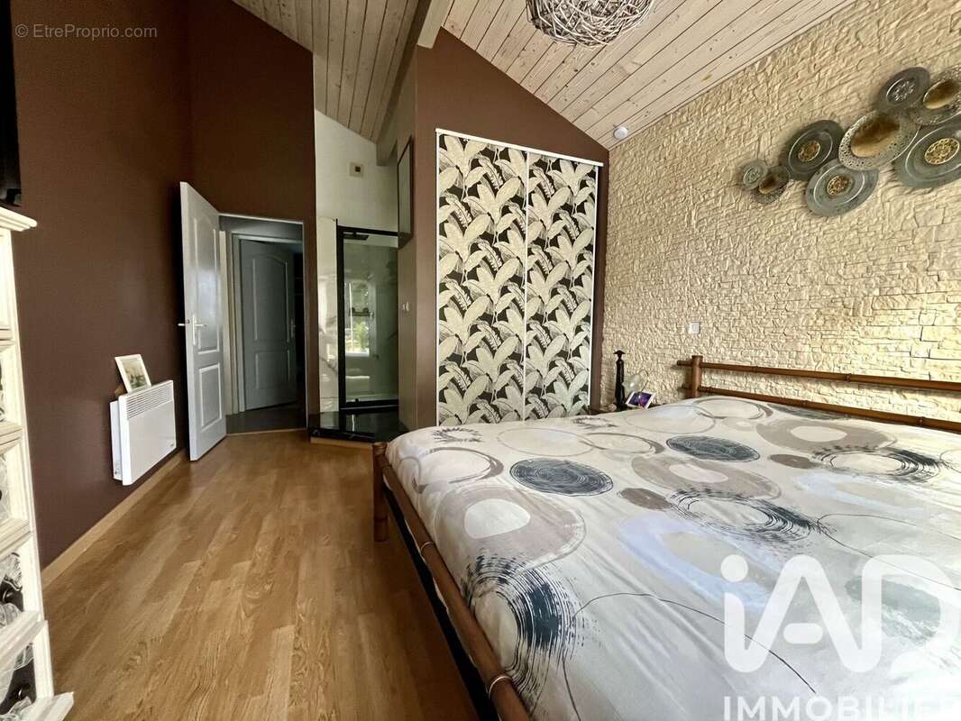Maison 179 m² à Gourbera  - photo 6