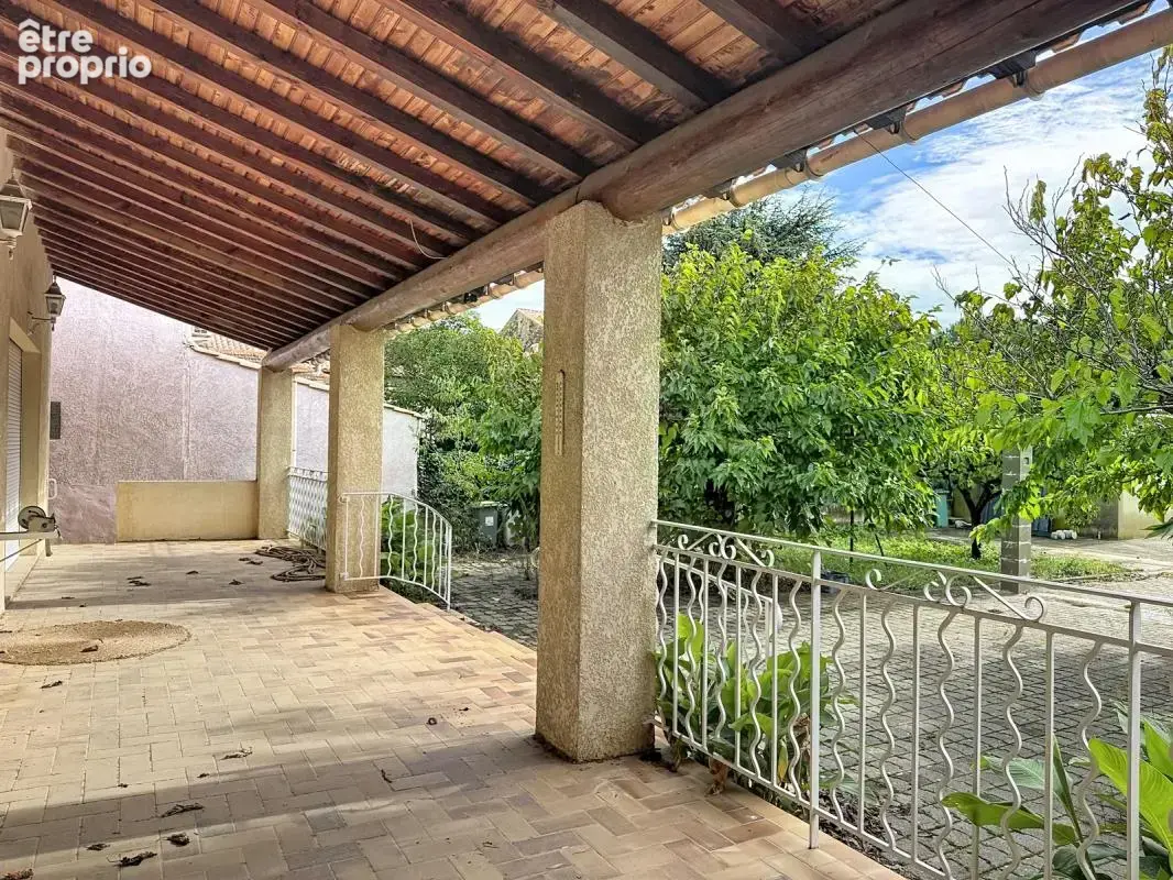 VIlleneuve les Avignon VIlla 110m² 4 pièces double garage - photo 12