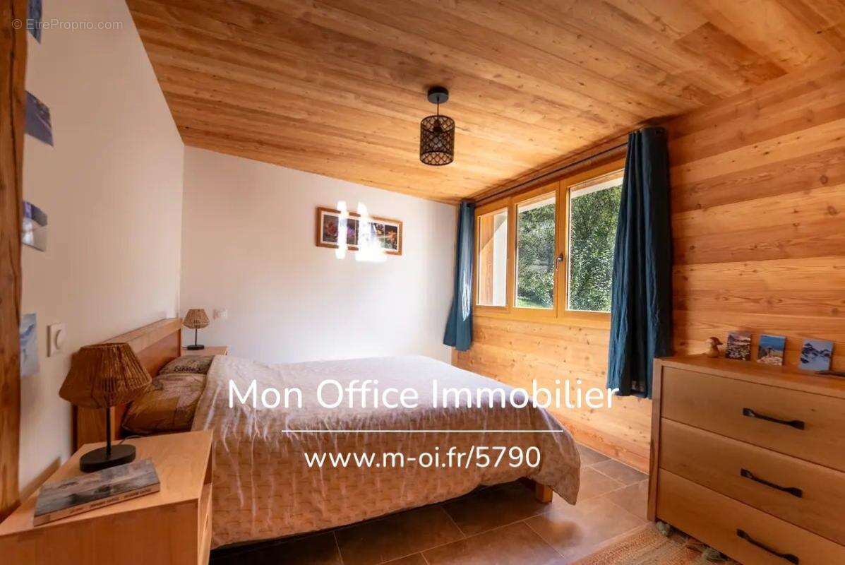 Référence : 5790-MTE. - Maison de Type 3- 66 m². Totalement rénovée - La Rua - photo 3