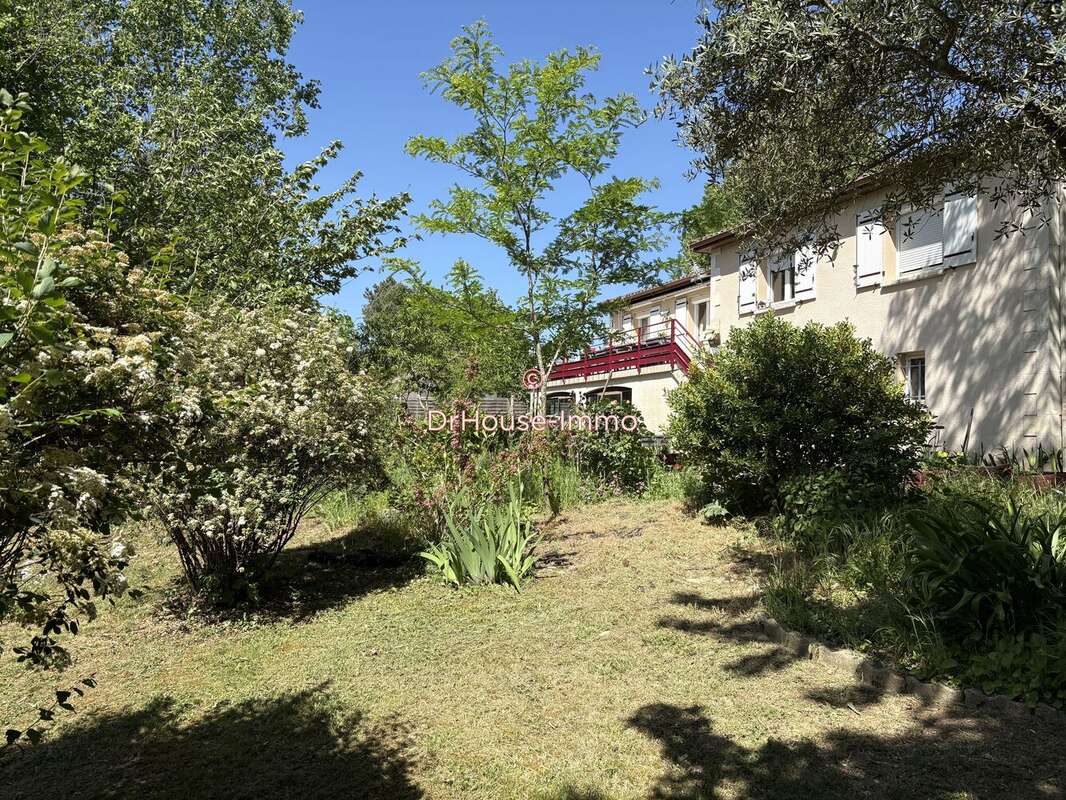 Maison à CHALAGNAC