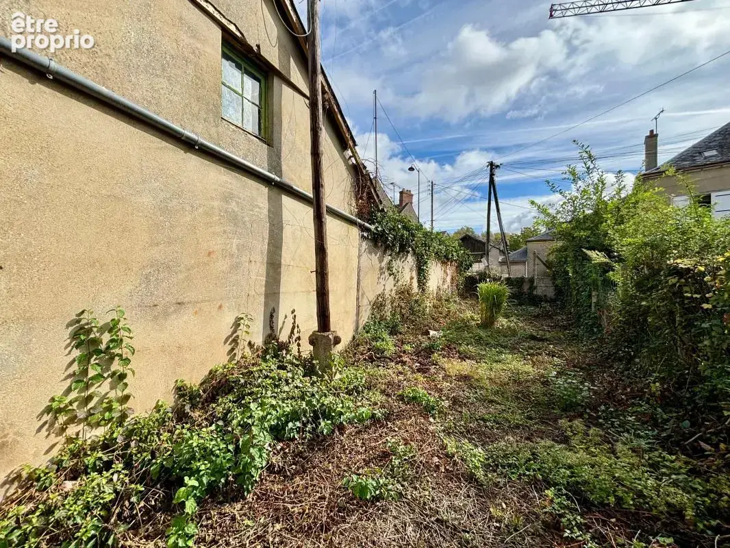 Opportunité rare – Hangar à réhabiliter avec terrain plat de 413 m² au Petit-Saint-Mars - photo 4