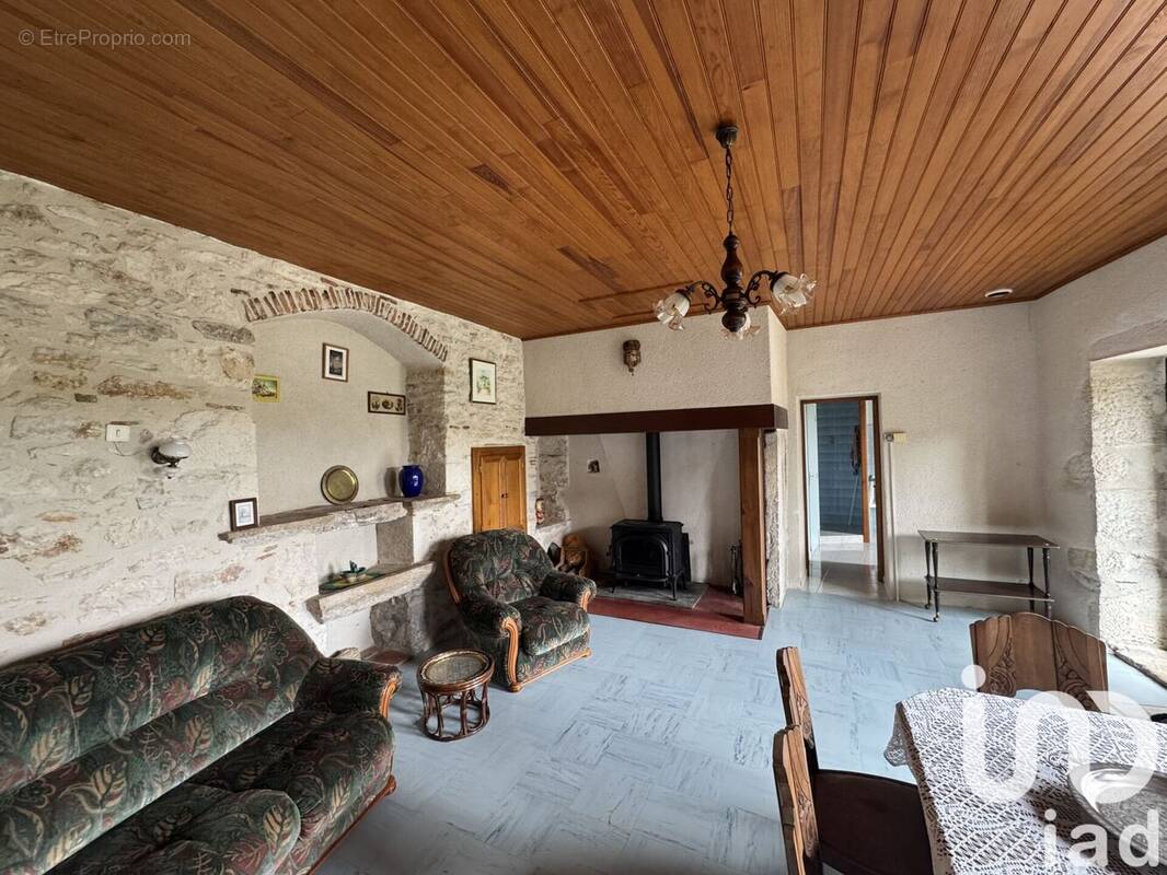 Photo 1 - Maison à ARCAMBAL