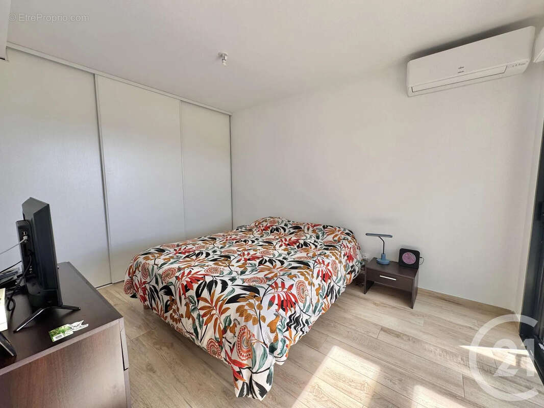 Appartement à BORMES-LES-MIMOSAS