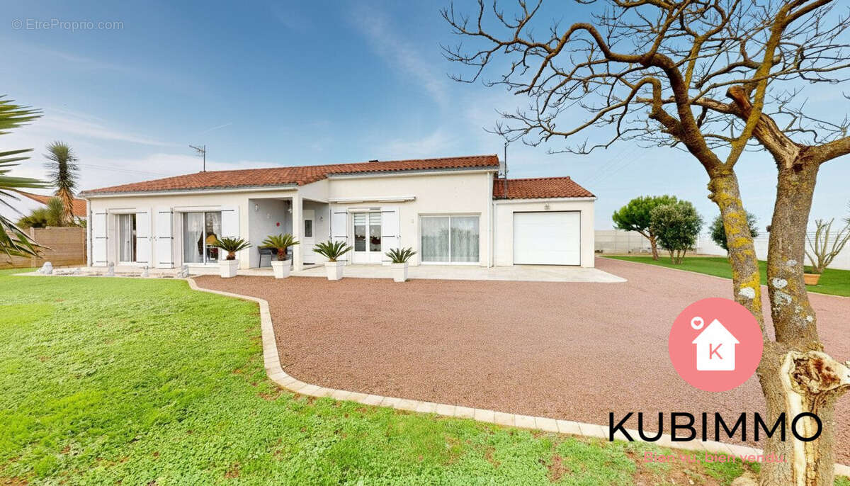 Maison à LONGEVILLE-SUR-MER